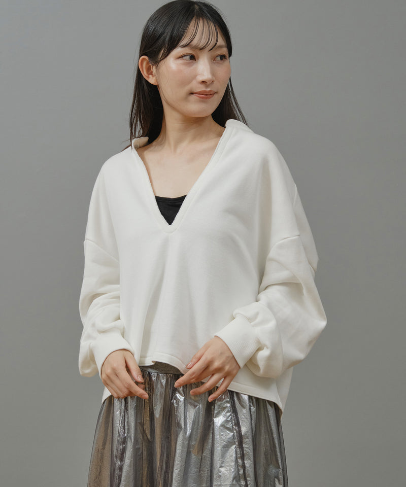裏毛深Vネックプルオーバー