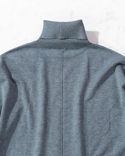 コクーンハイネックニットワンピース