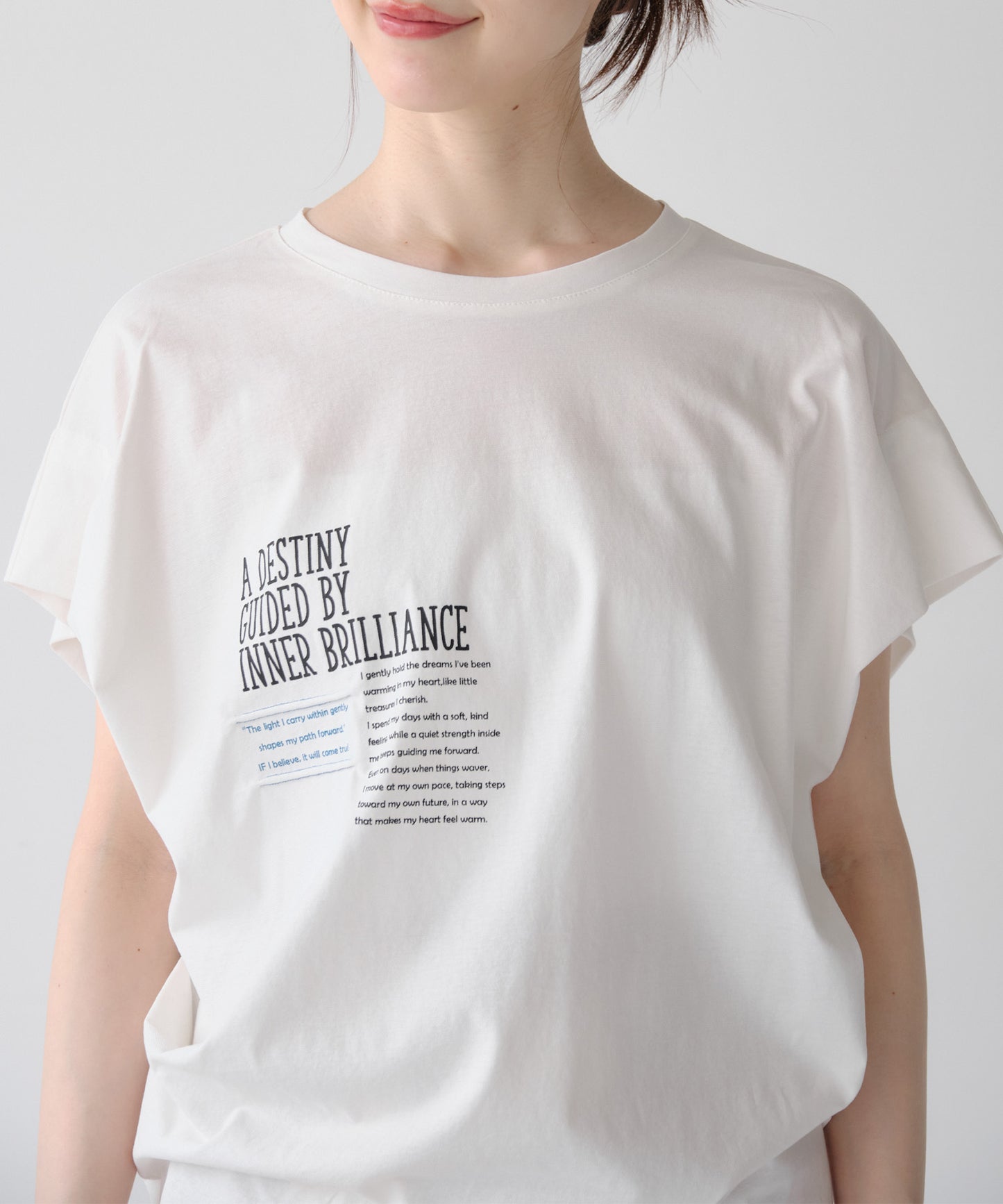 配色ロゴTシャツ