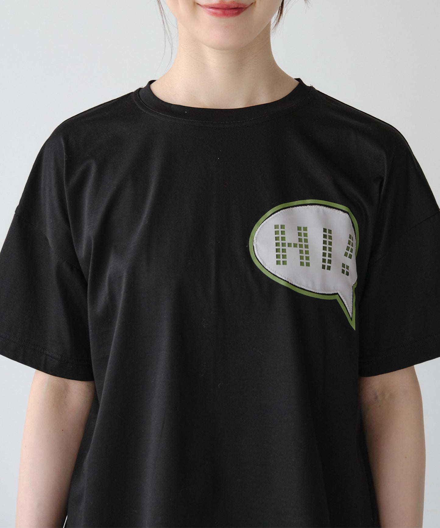 立体刺繍Tシャツ