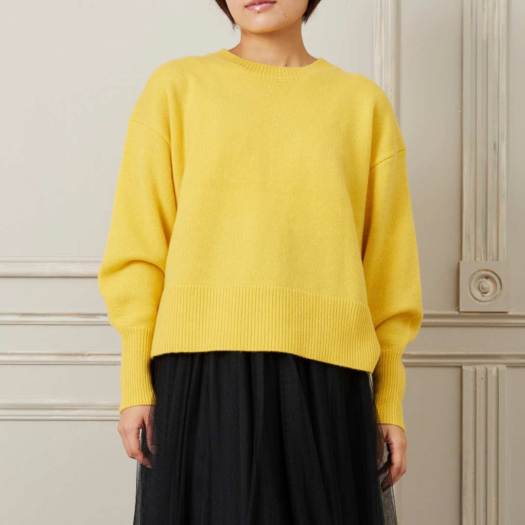 バックスリットウールニット