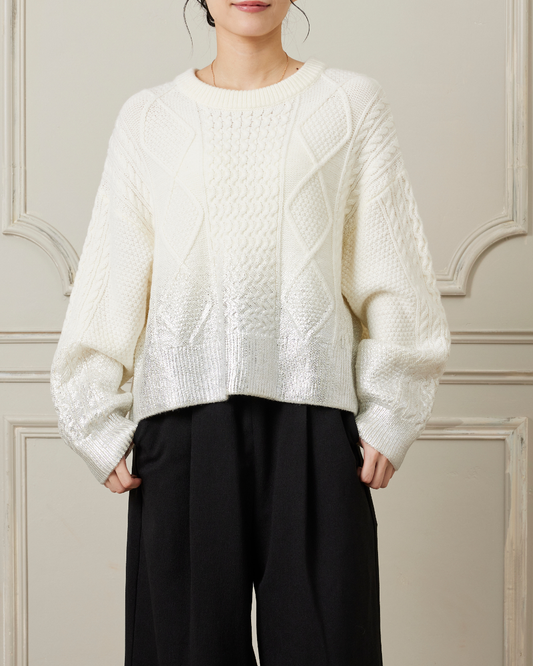 箔プリントゲーブルニット