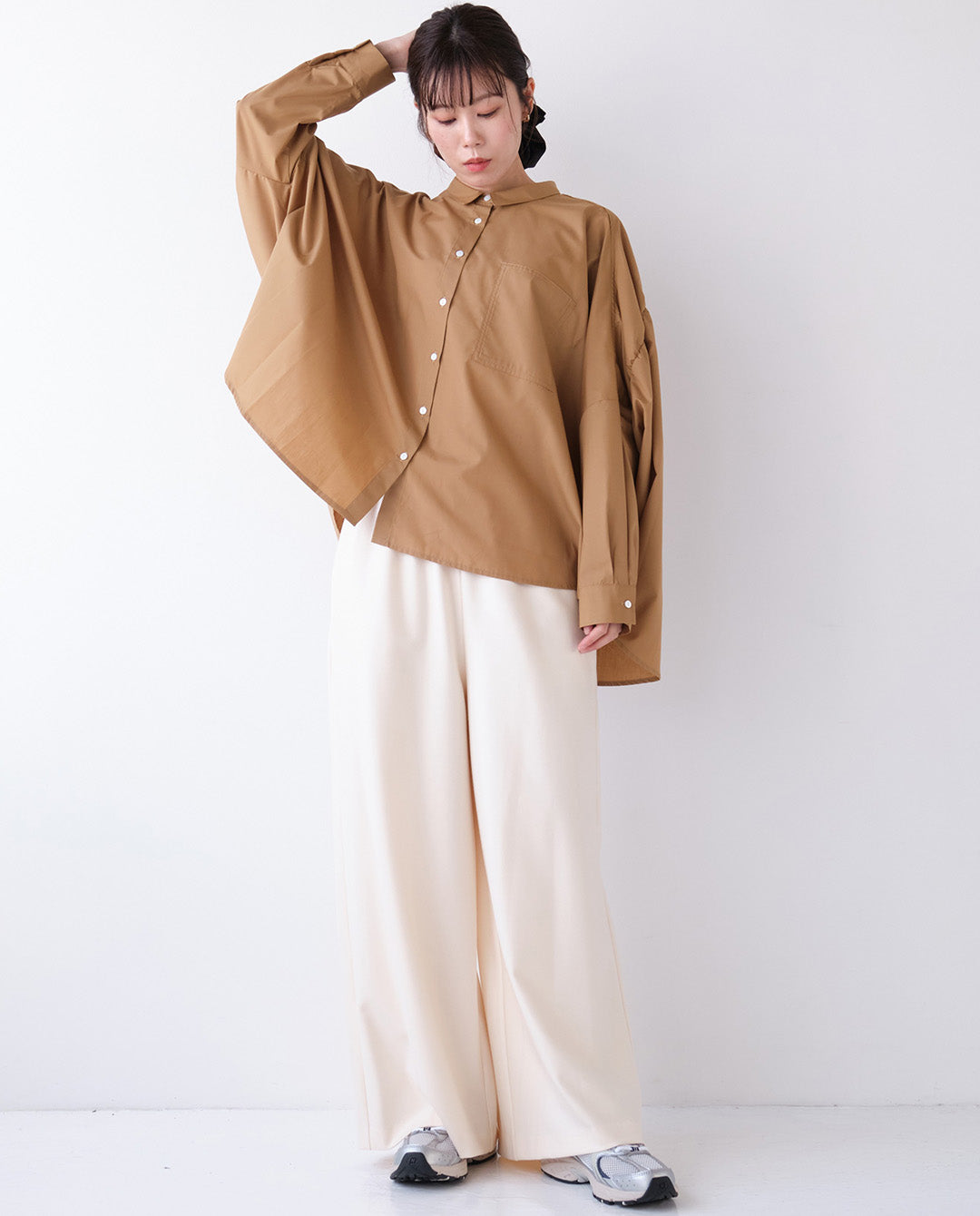バックギャザーワイドブラウス