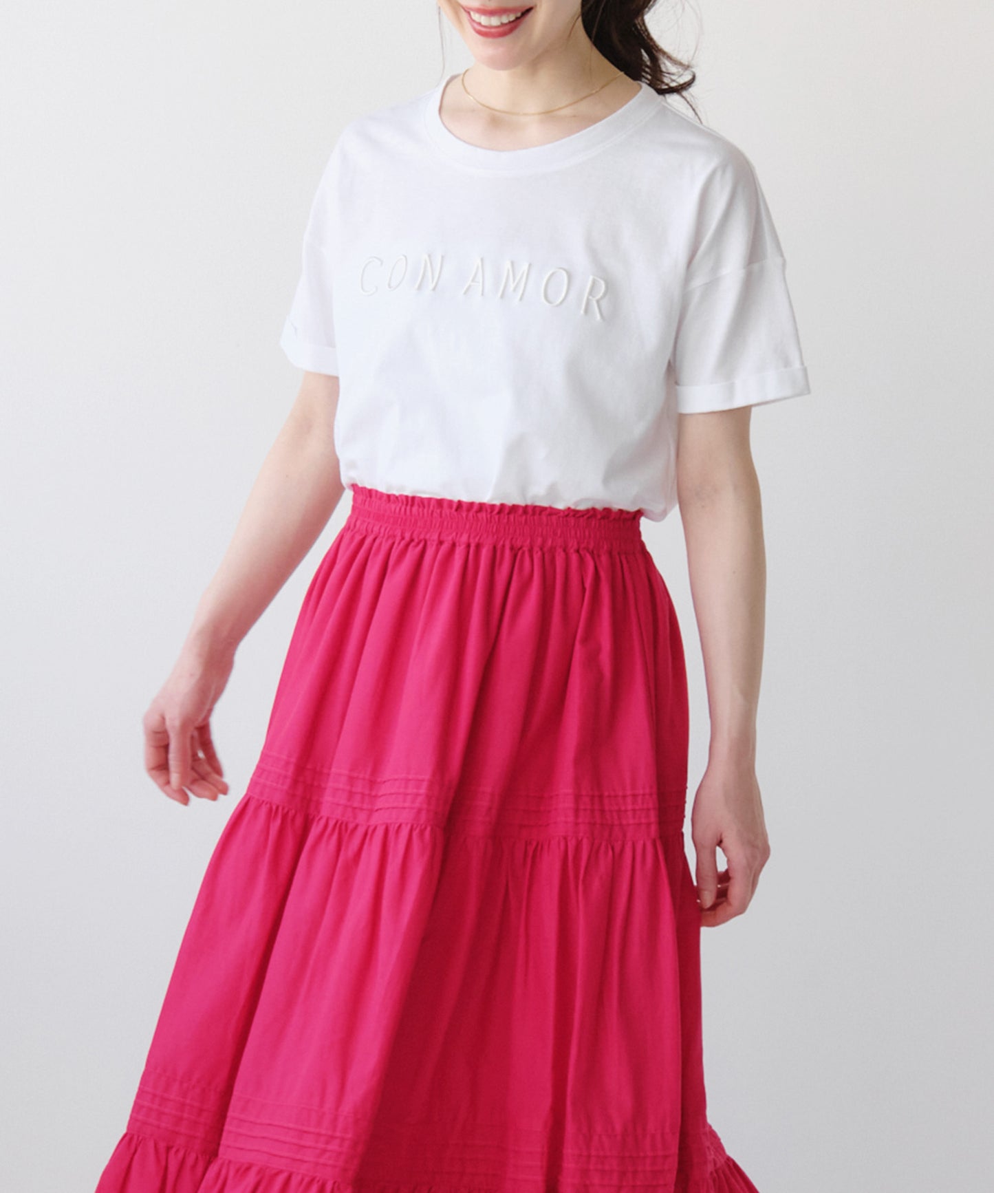 立体ロゴ刺繍Tシャツ
