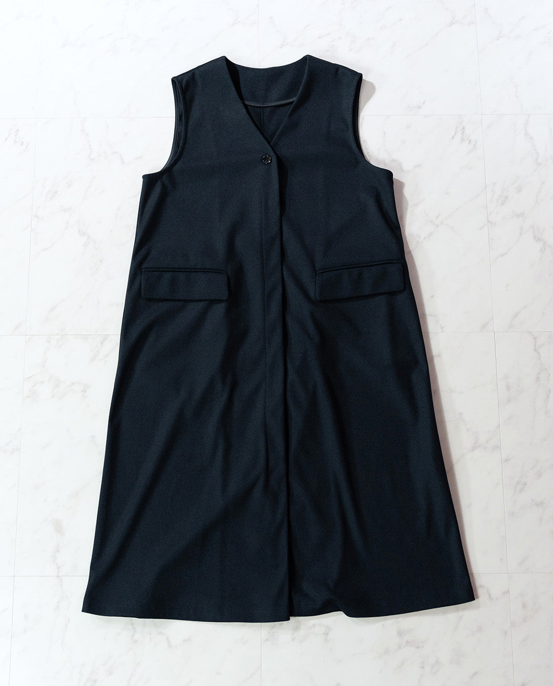 ウールライクVネックロングジレ