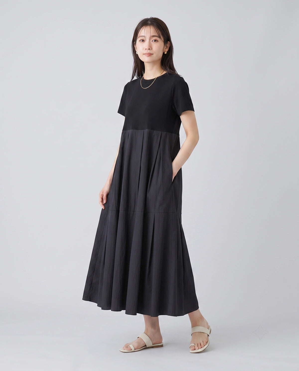異素材タックワンピース