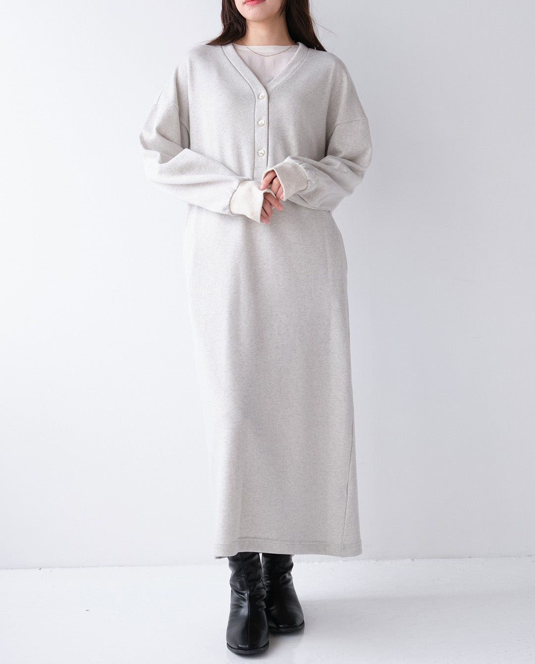 裏起毛Vネックワンピース