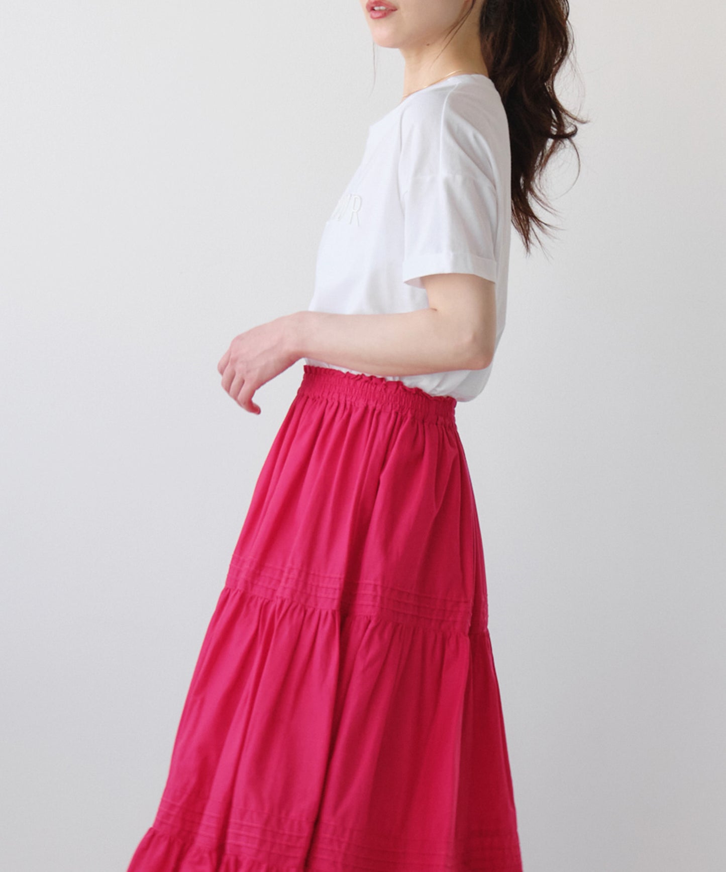 立体ロゴ刺繍Tシャツ