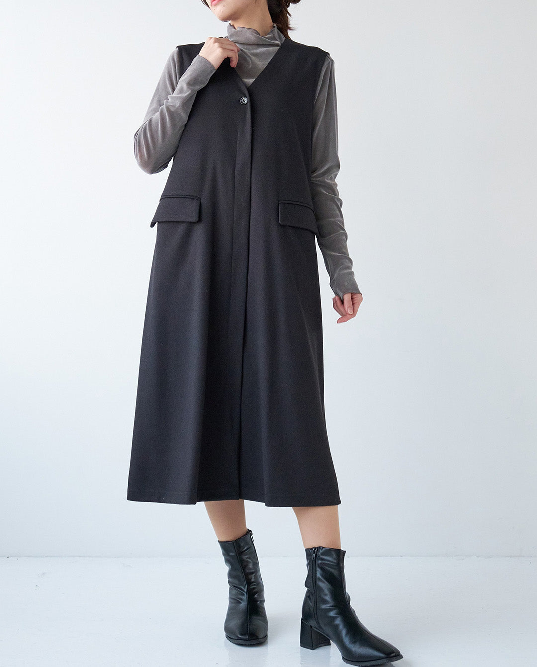 ウールライクVネックロングジレ