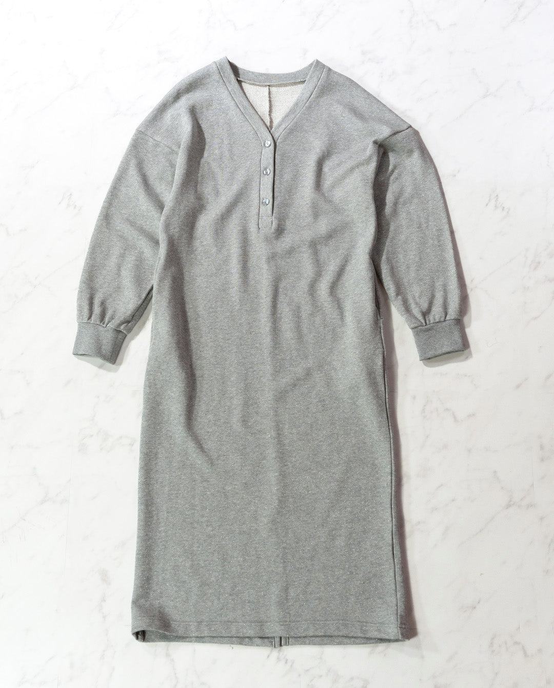 裏起毛Vネックワンピース