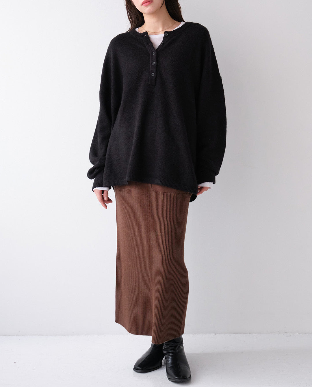 ヘンリーネックニットプルオーバー