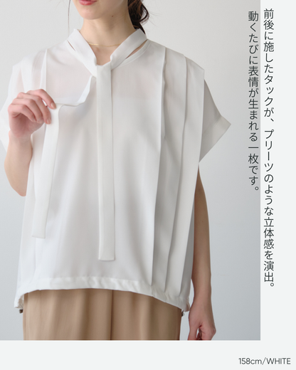 ボウタイタックブラウス