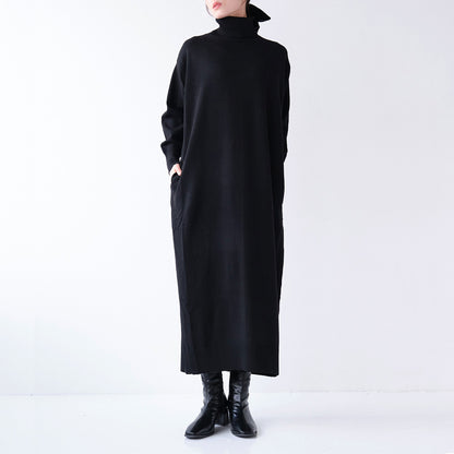 コクーンハイネックニットワンピース