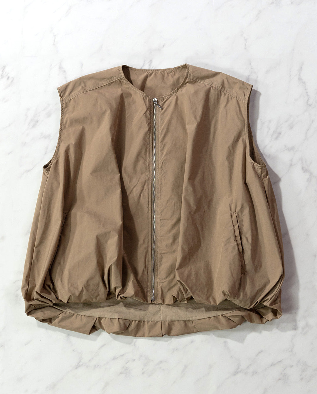 バルーンジップアップベスト