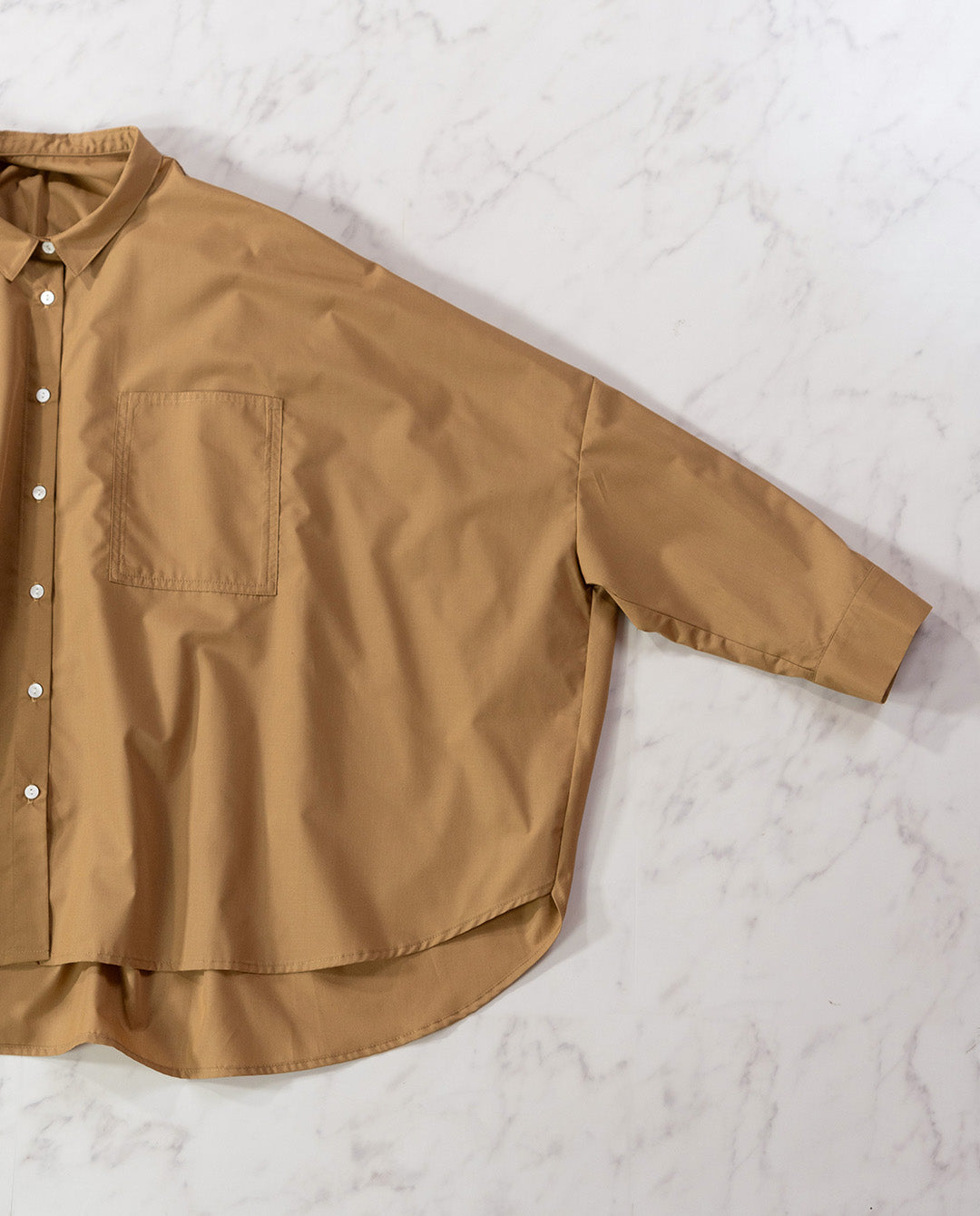 バックギャザーワイドブラウス