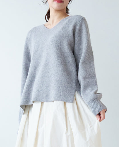 ダブルフェイスVネックニット