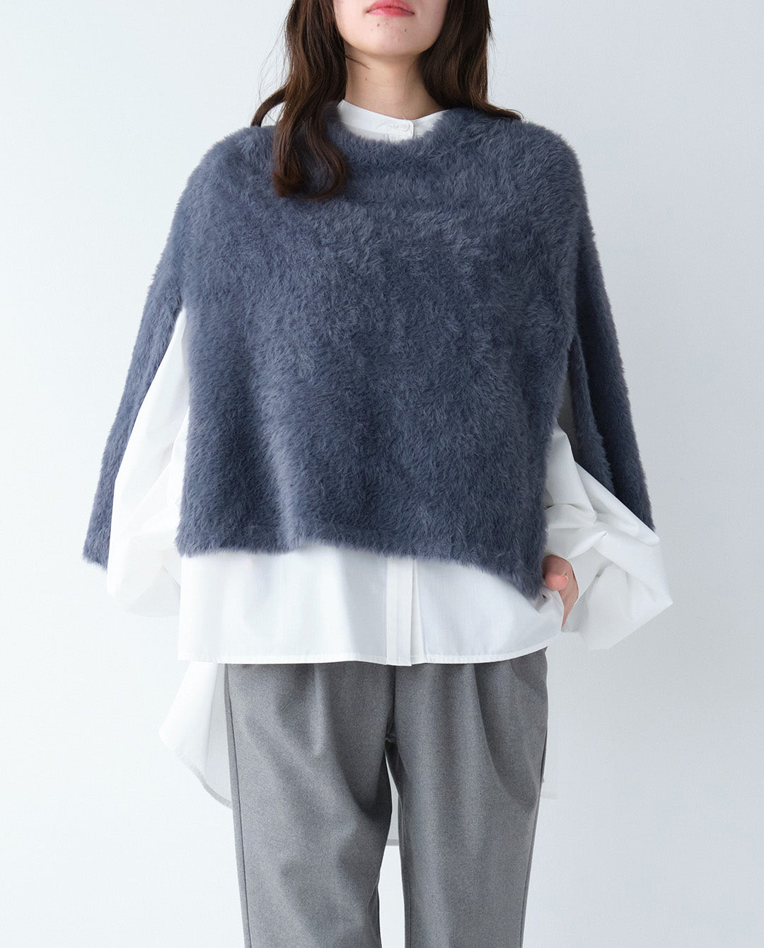 フェザーニットケープ