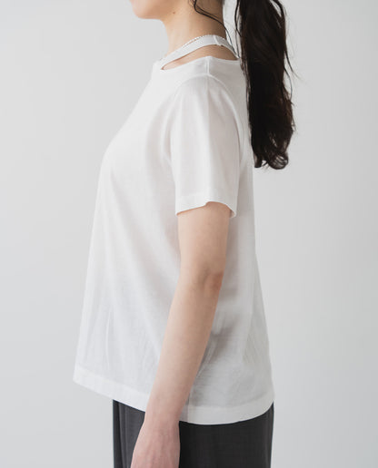 スリットネックTシャツ
