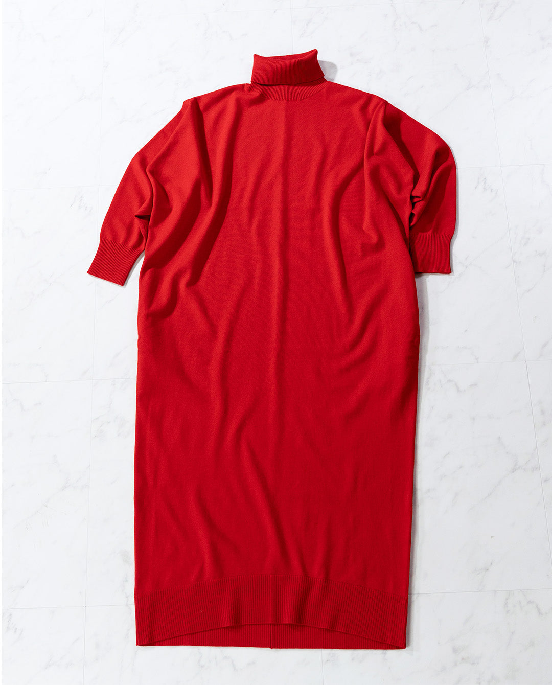 コクーンハイネックニットワンピース