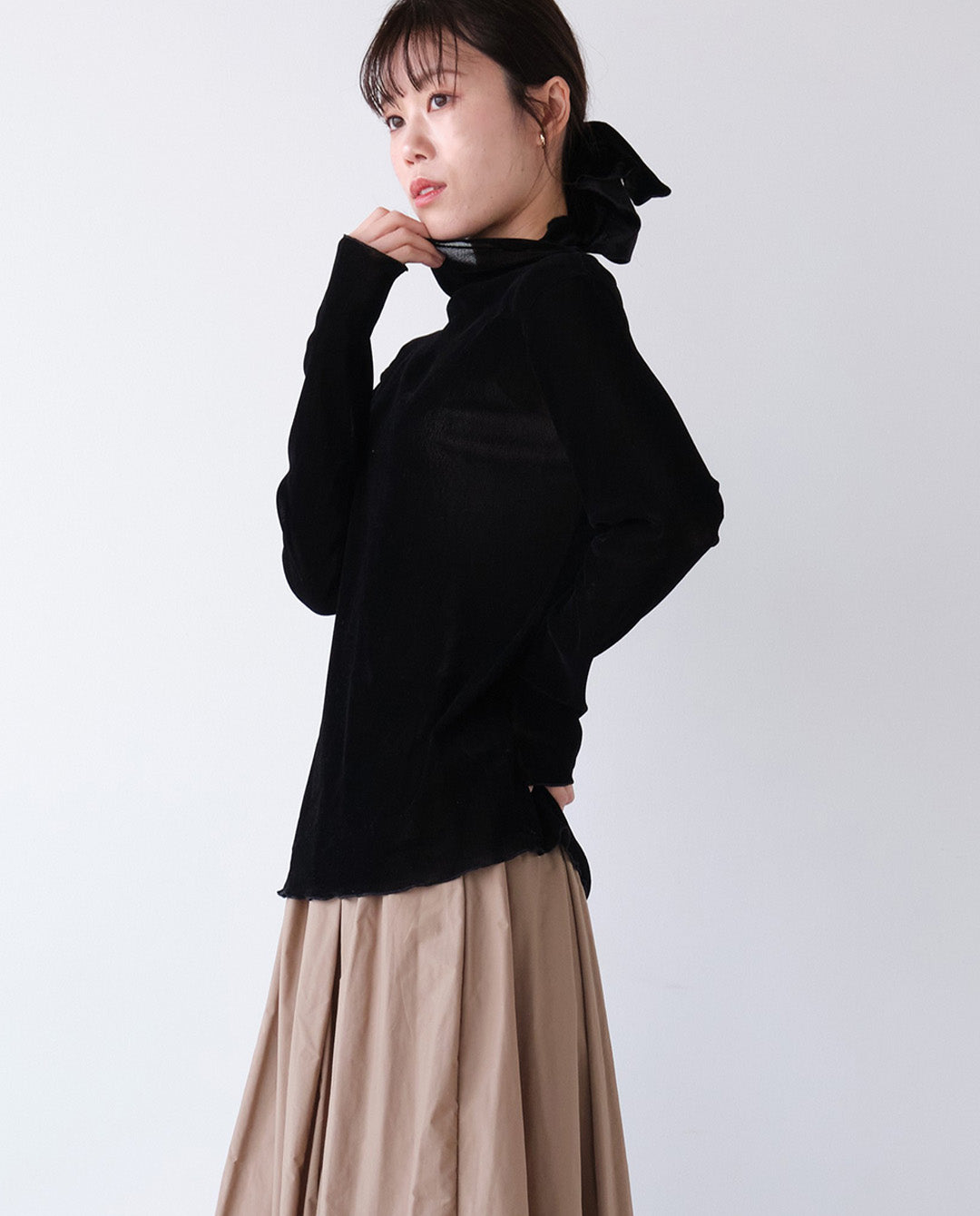 フロッキーチュールトップス