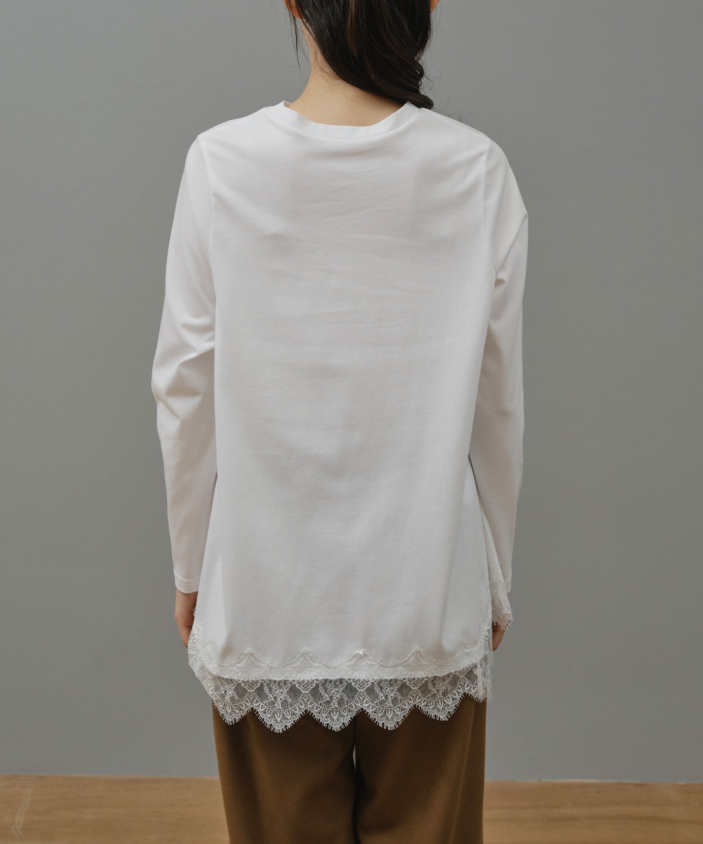 レースヘムロングTシャツ