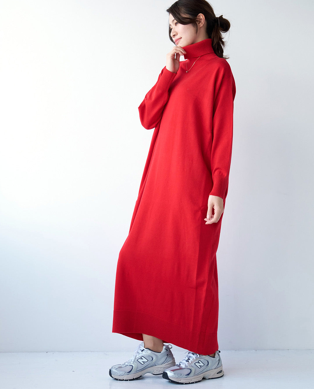 コクーンハイネックニットワンピース