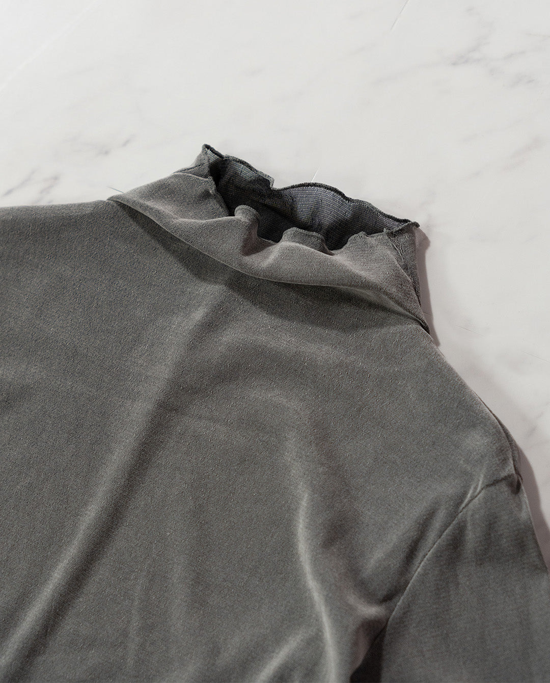 フロッキーチュールトップス