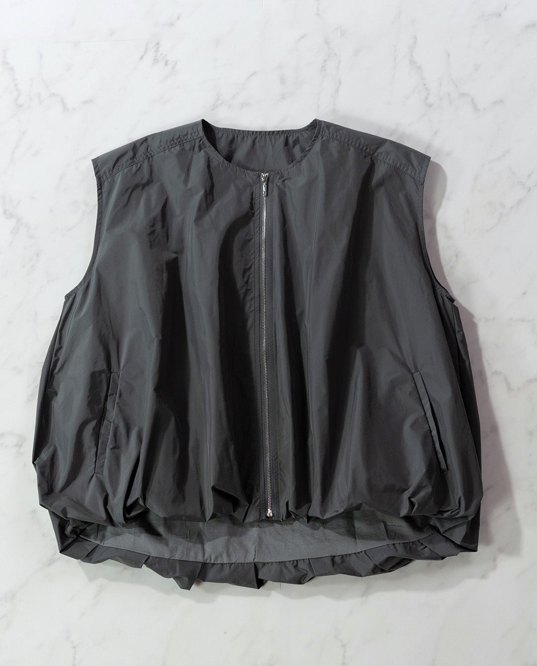 バルーンジップアップベスト
