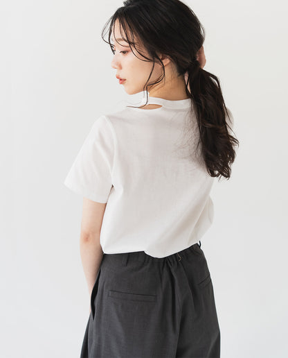 スリットネックTシャツ