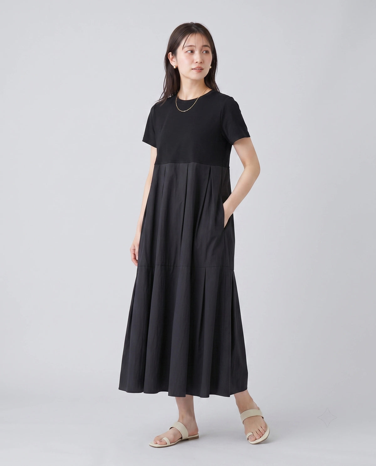 異素材タックワンピース