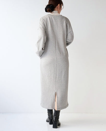 裏起毛Vネックワンピース