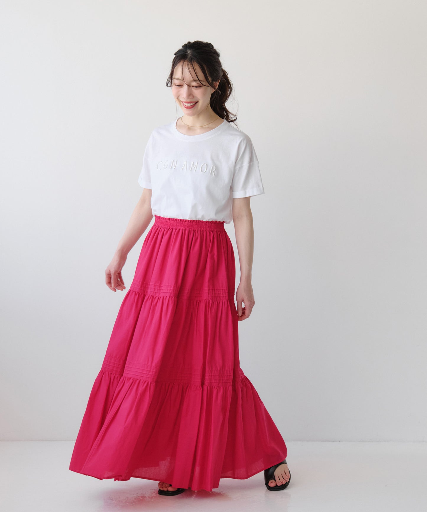 立体ロゴ刺繍Tシャツ
