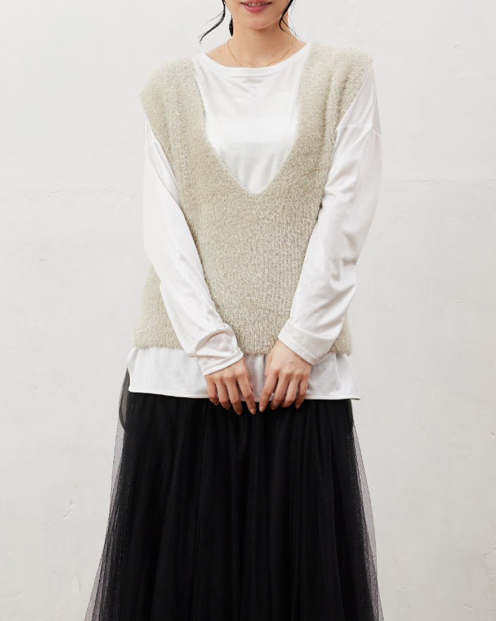 ラメシャギーニットベスト