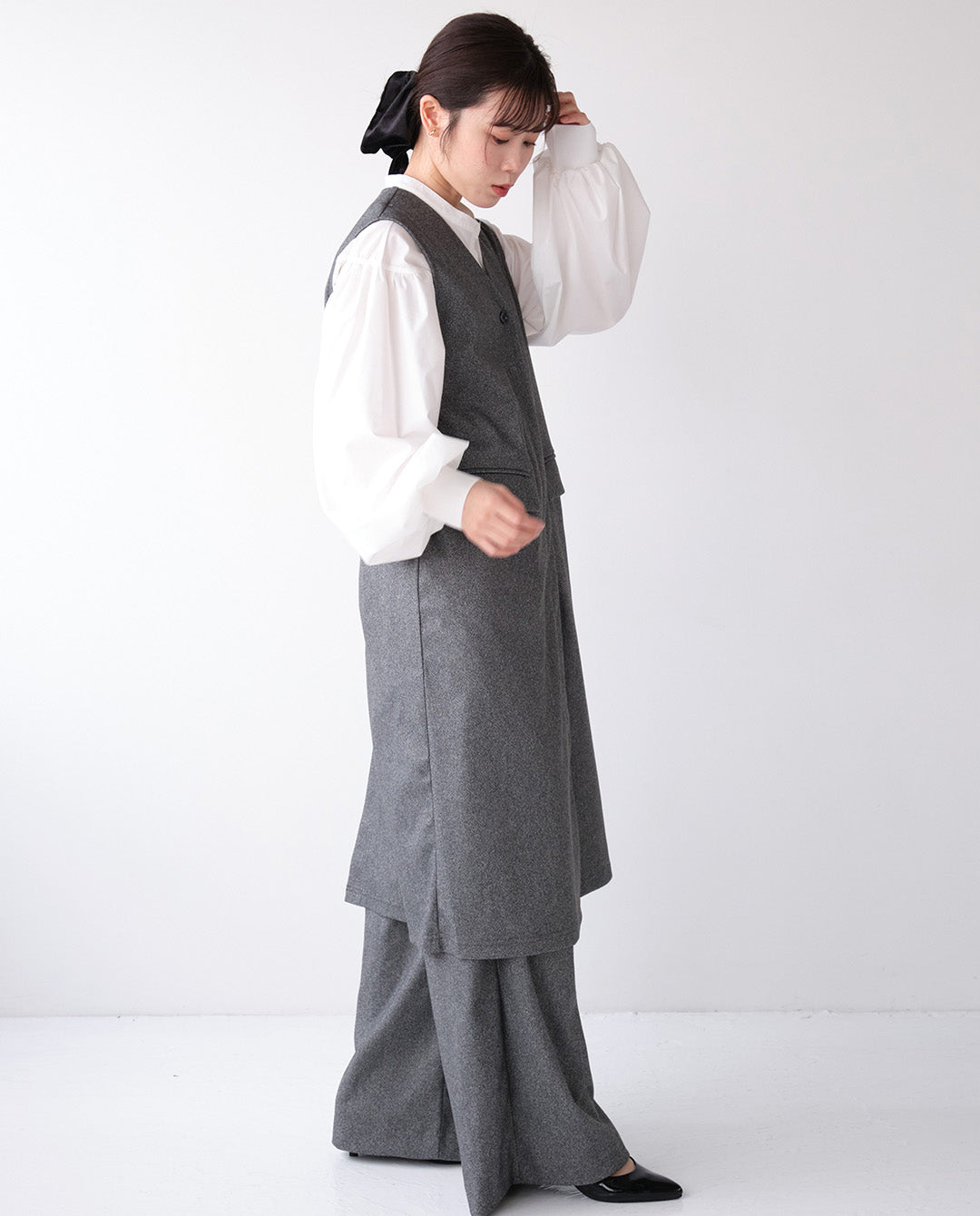 ウールライクVネックロングジレ