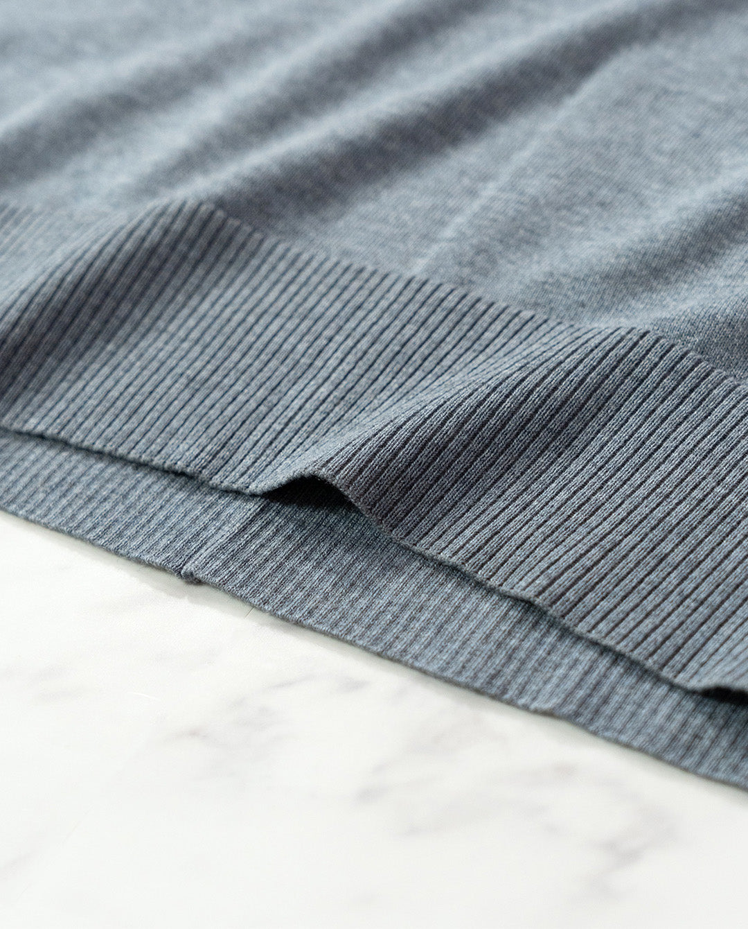 コクーンハイネックニットワンピース