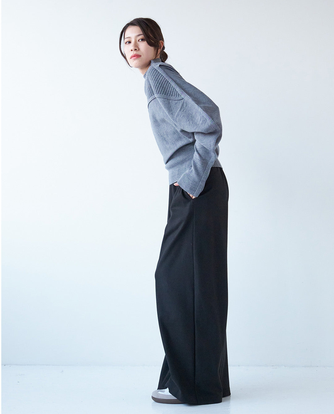 リブ切り替えニット