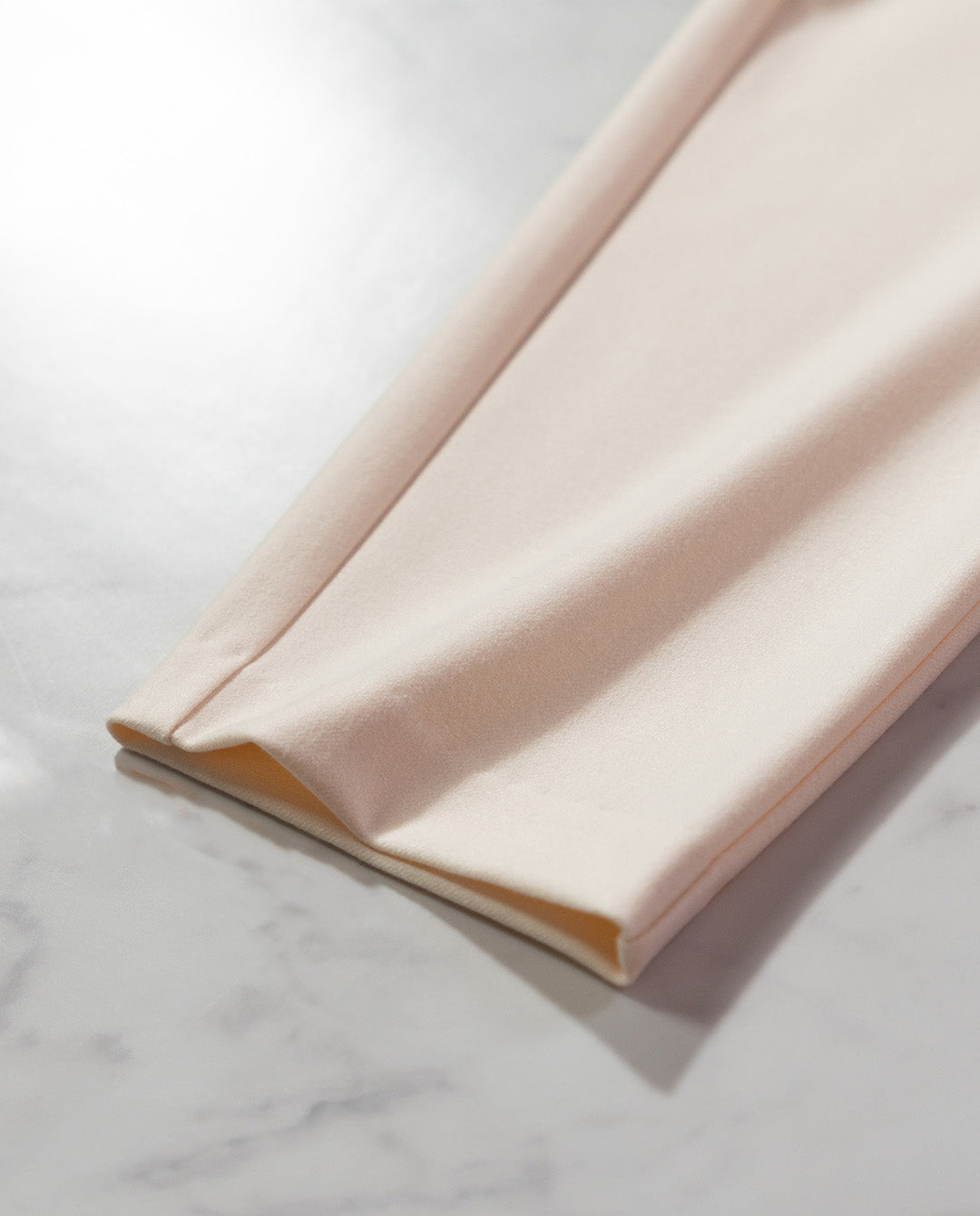 両面起毛テーパードパンツ