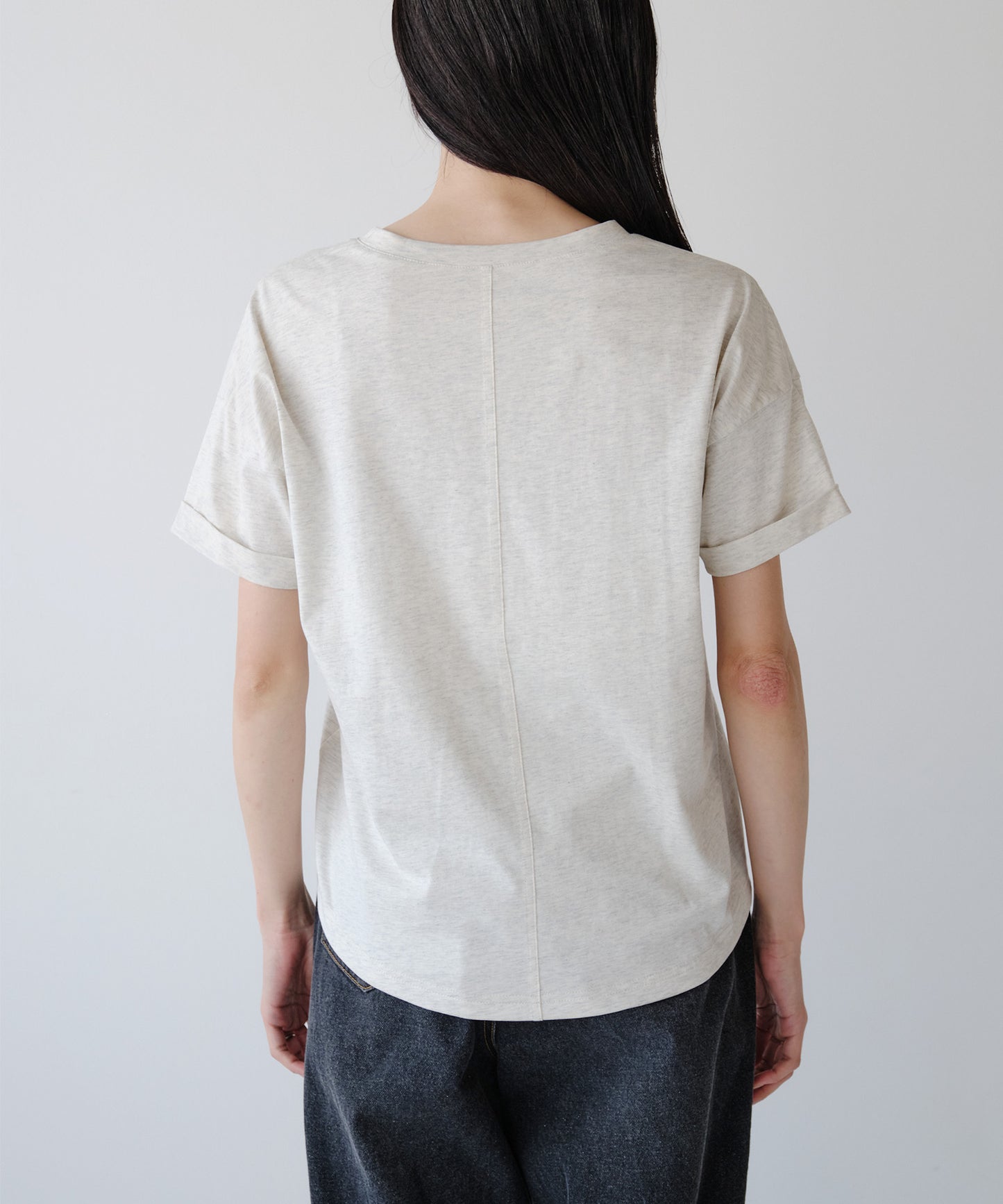 フルーツ刺繍Tシャツ