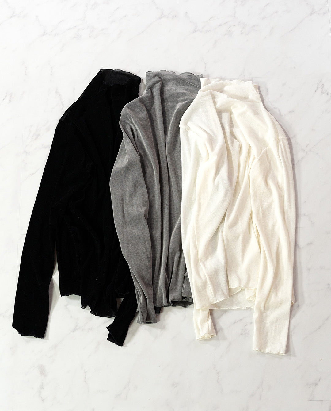 フロッキーチュールトップス