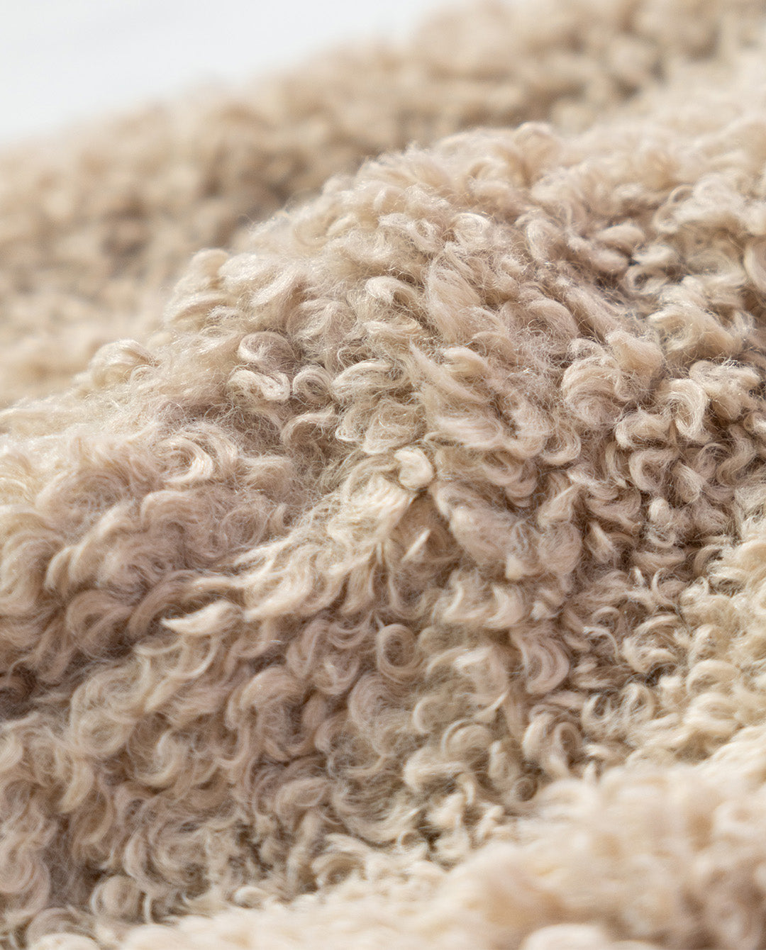 ループファーショートブルゾン