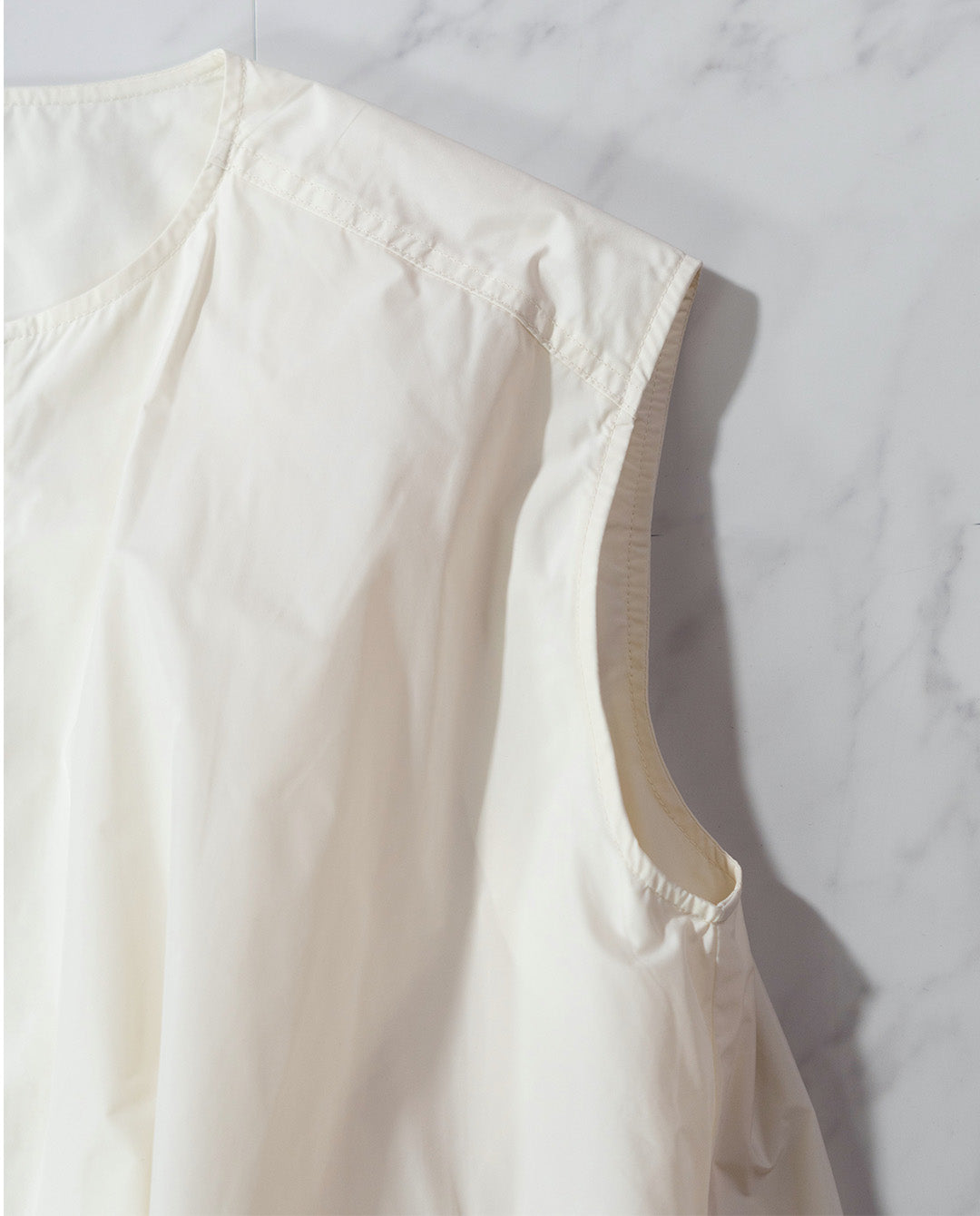 バルーンジップアップベスト