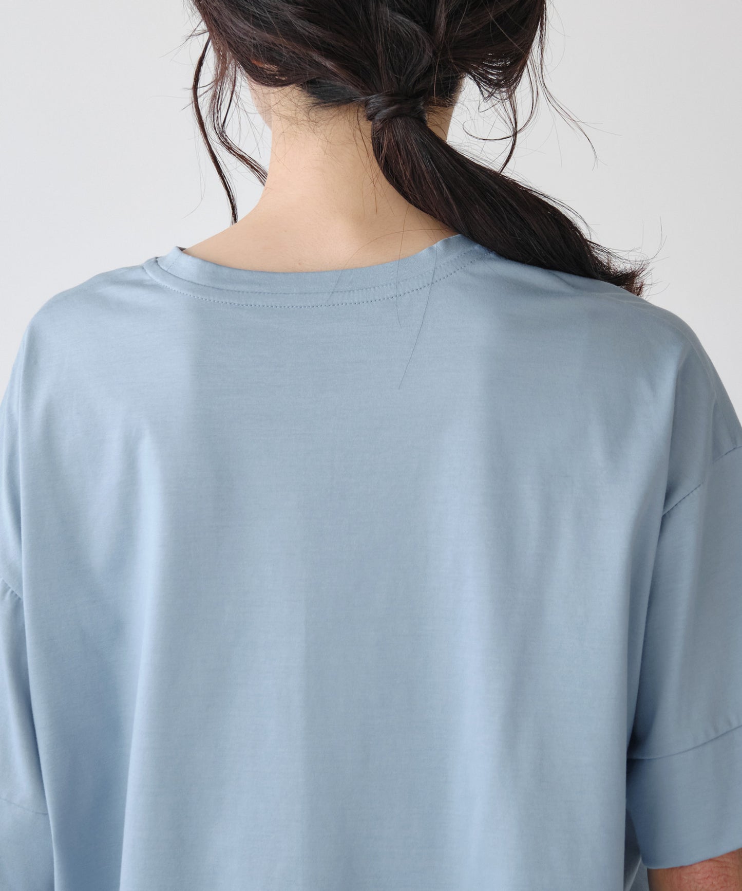 しわ箔プリントTシャツ