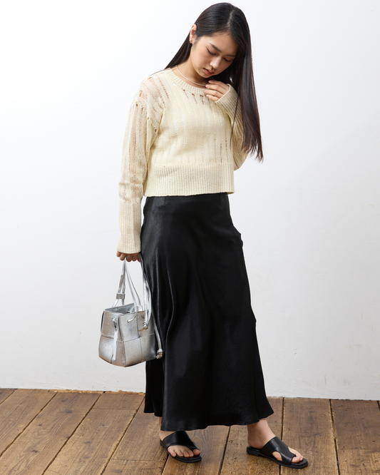 サテンAラインスカート