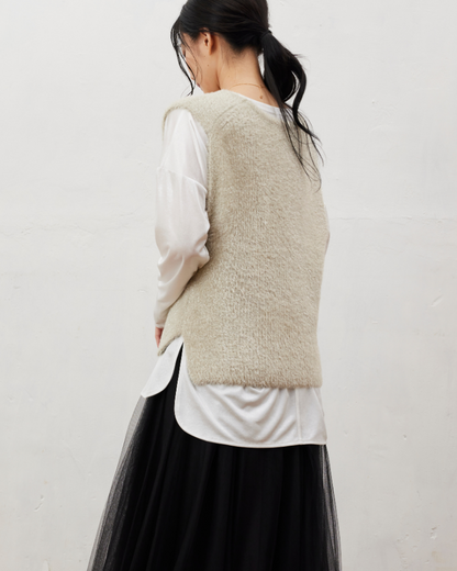 ラメシャギーニットベスト