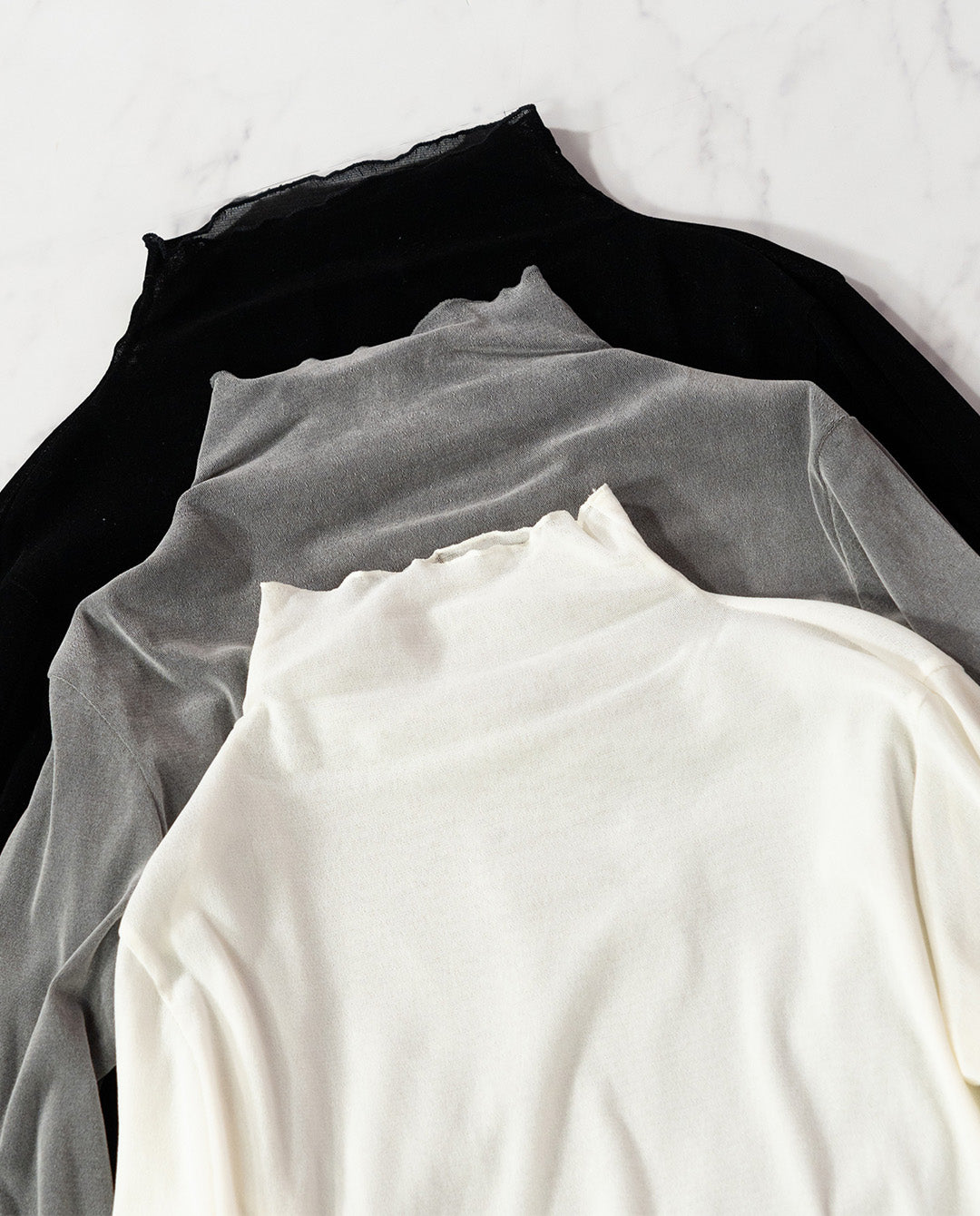 フロッキーチュールトップス