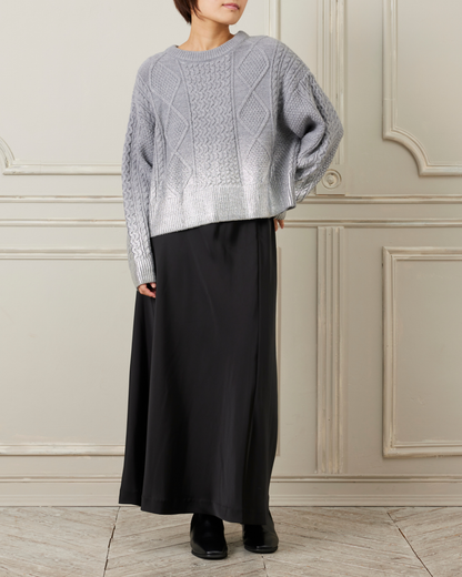 箔プリントゲーブルニット