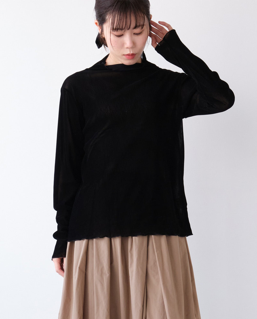 フロッキーチュールトップス