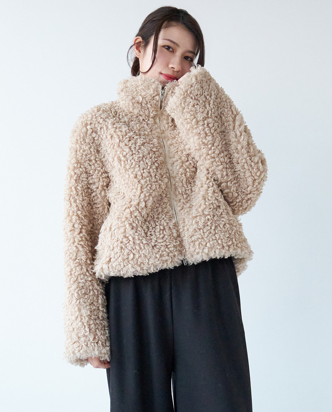 ループファーショートブルゾン