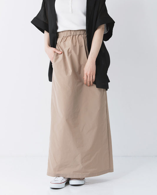 バックスリットナロースカート