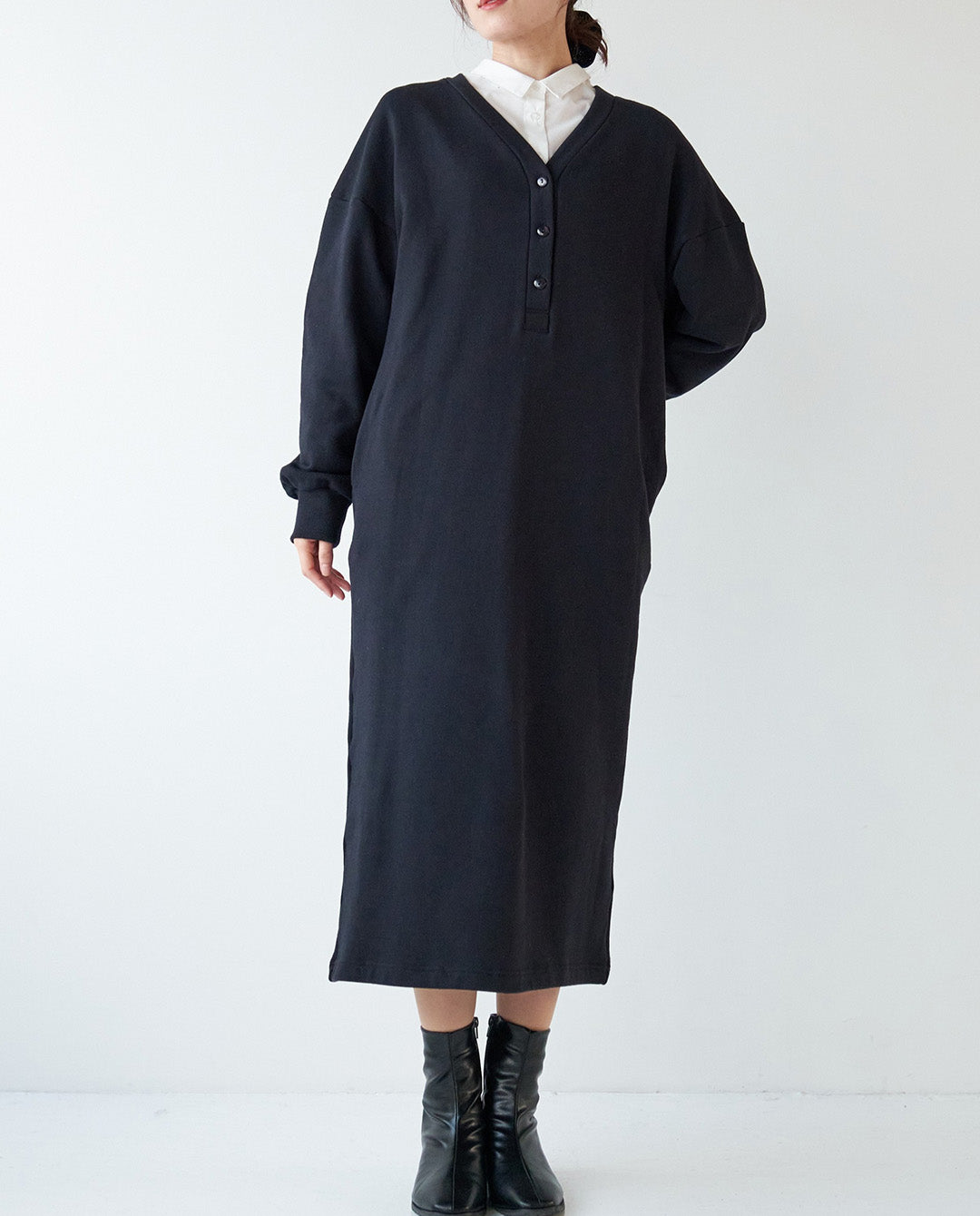 裏起毛Vネックワンピース